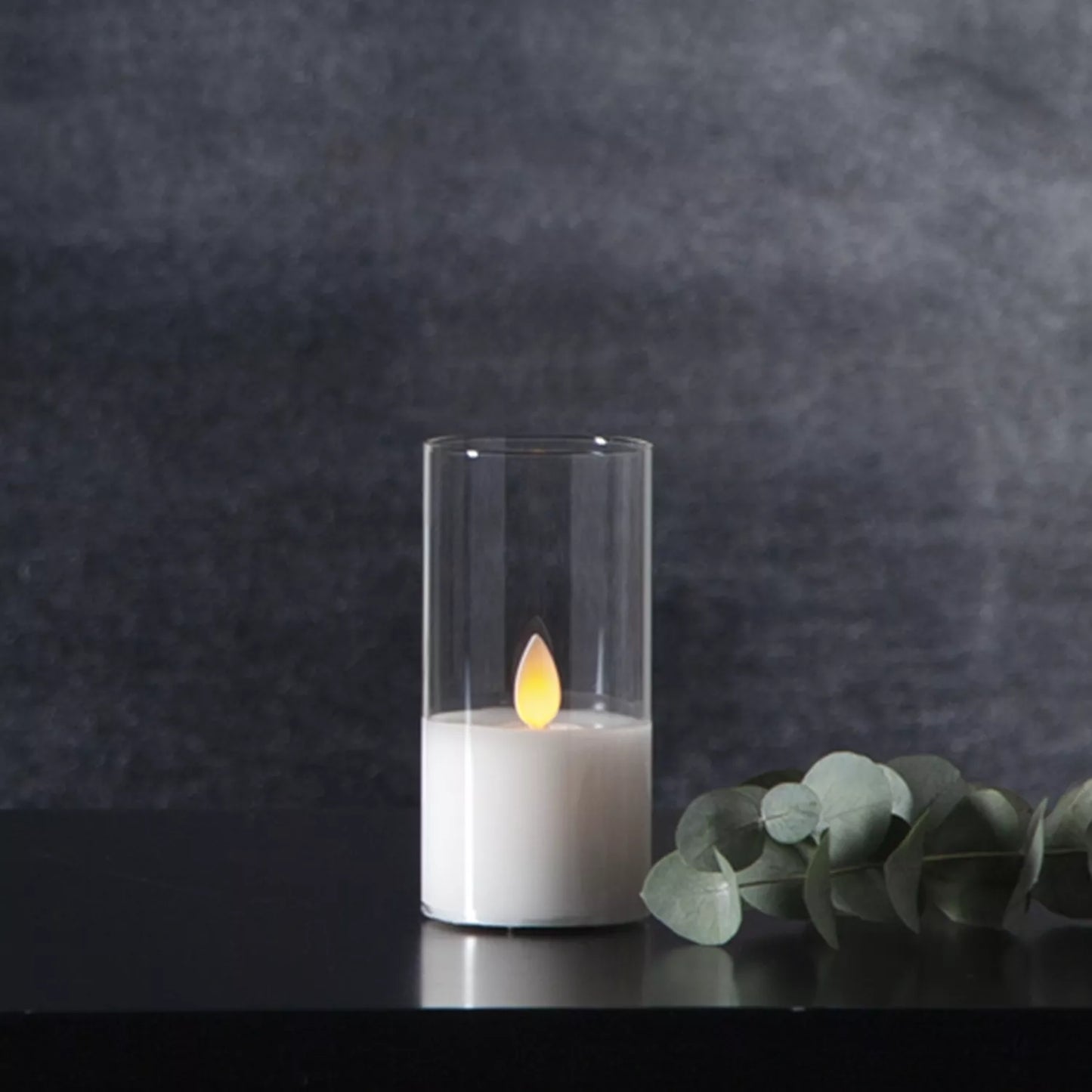 LED žvakė su tikro stiklo gaubtu, 10 cm