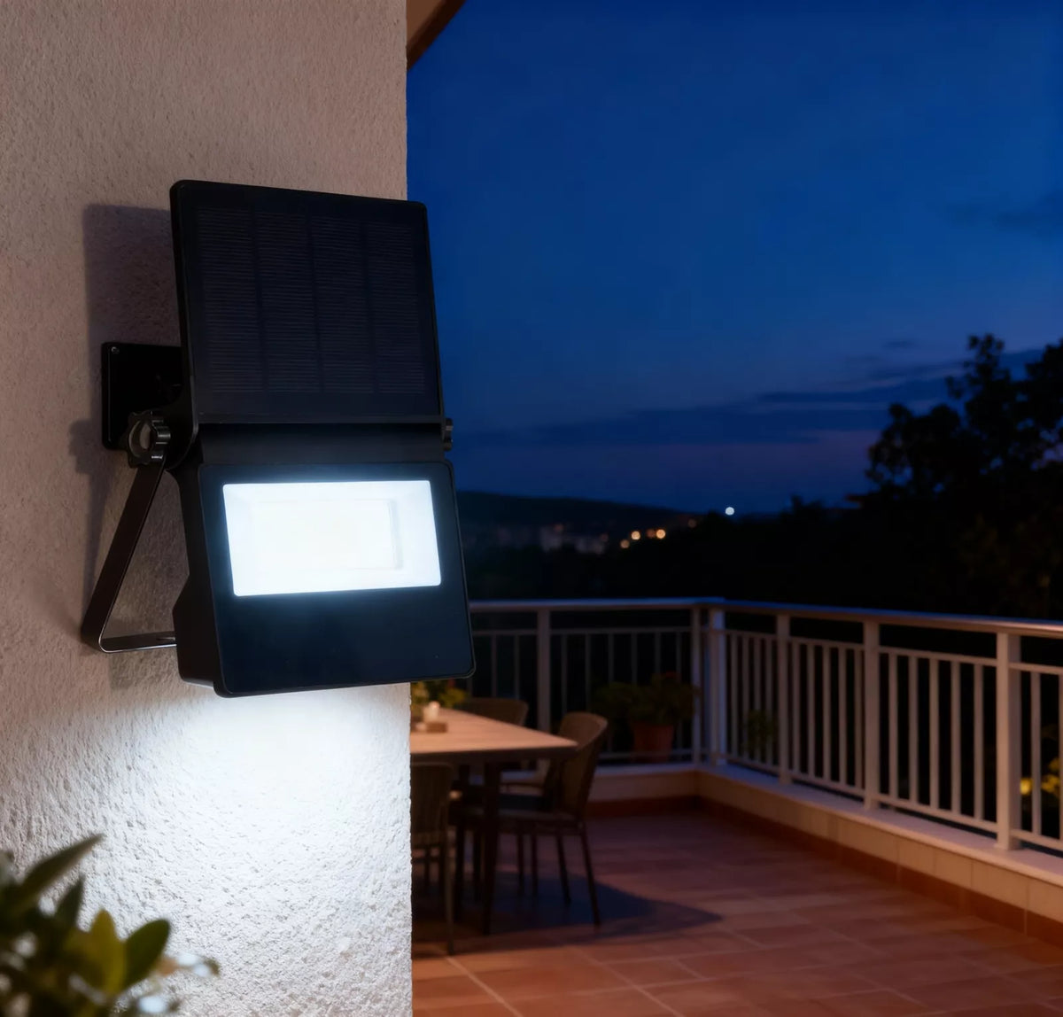 Solárne napájaná LED lampa s pohybovým senzorom, 45 LED