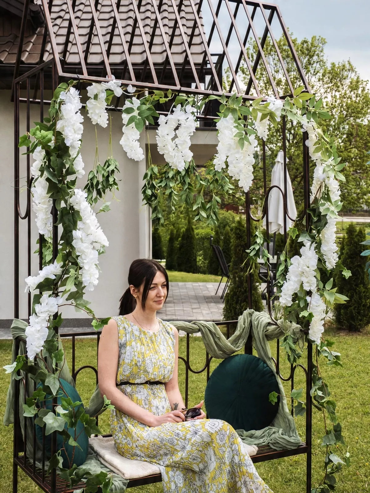Záhradná pergola s lavičkou, antická hnedá farba, kovová