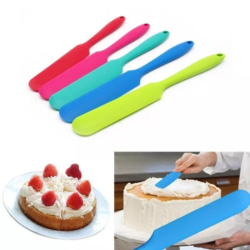 Špachtľa na zdobenie tort